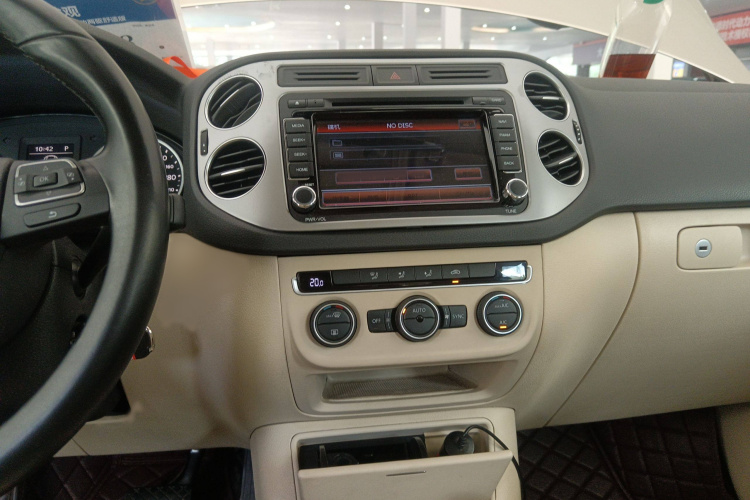 大众 途观 2015款 1.8TSI 自动两驱舒适版局部细节16