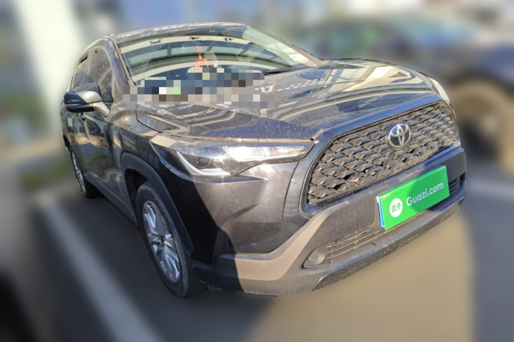 丰田 卡罗拉锐放 2022款 2.0L 先锋版车身外观3