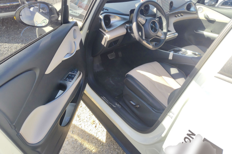 比亚迪 海豚 2023款 420km 时尚版中控内饰7003