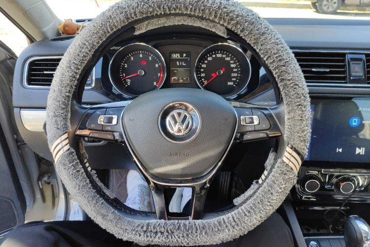 大众 速腾 2017款 1.6L 自动舒适型局部细节13