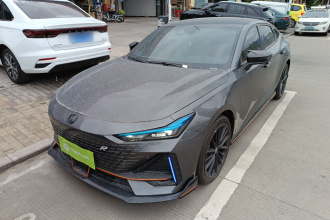 长安UNI-V 2023款 1.5T 运动版