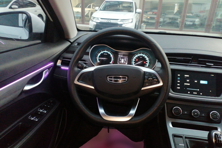 吉利汽车 帝豪 2021款 UP 1.5L 手动舒适型中控内饰13