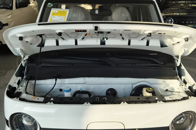 吉利银河 熊猫 2025款 210km 元气熊机舱底盘24