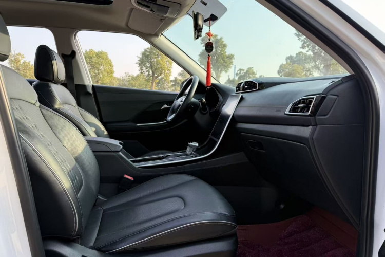 北京现代ix25 2020款 1.5L CVT GLS智能型中控内饰7005