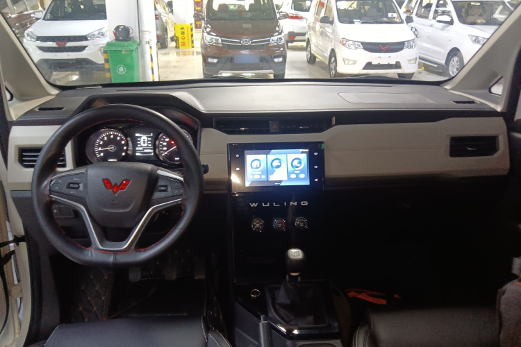 五菱汽车 五菱征程 2021款 1.5T 手动豪华型中控内饰7002