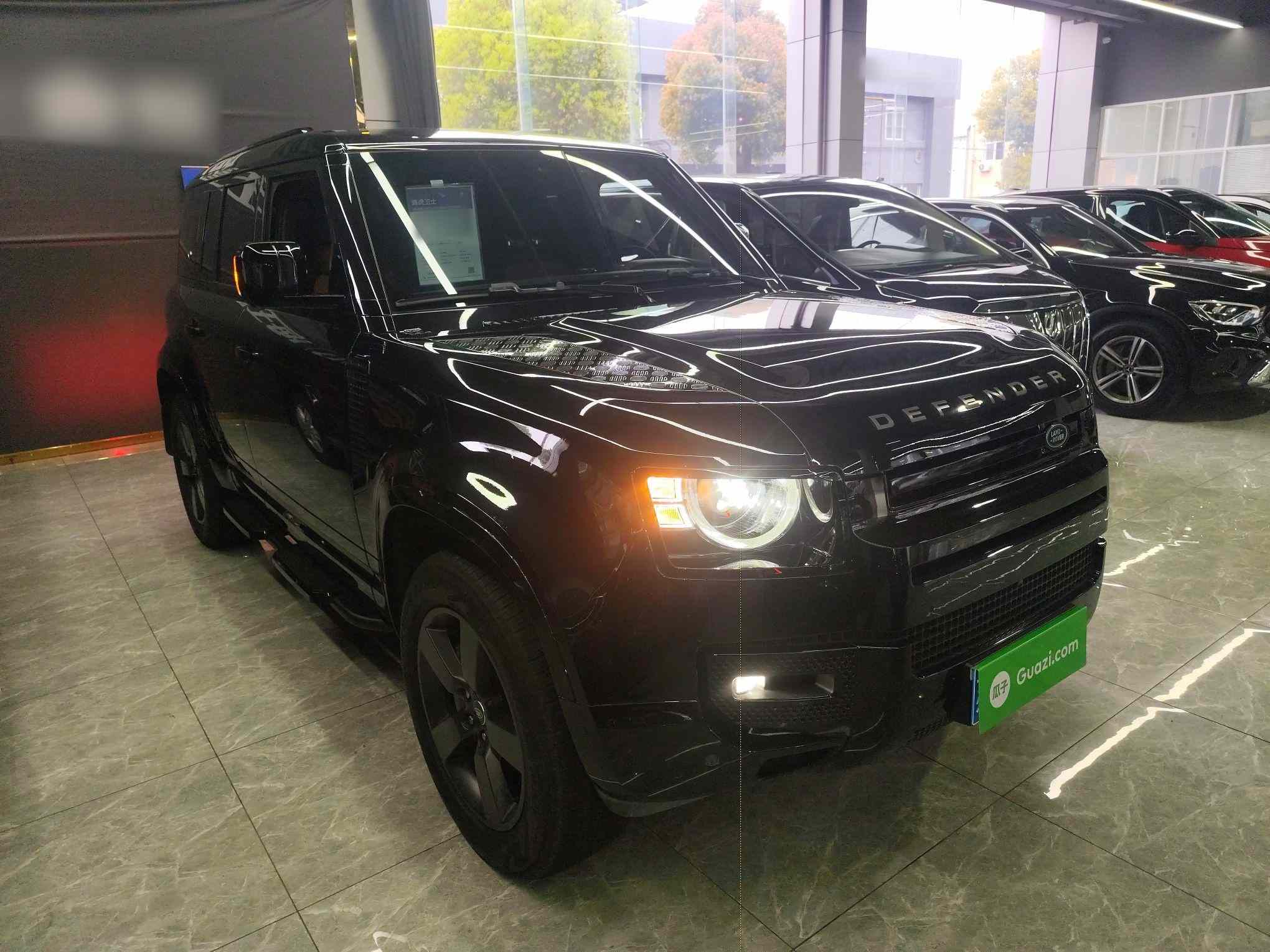 路虎卫士 2024款 110 3.0T P400 X-DYNAMIC HSE(5)