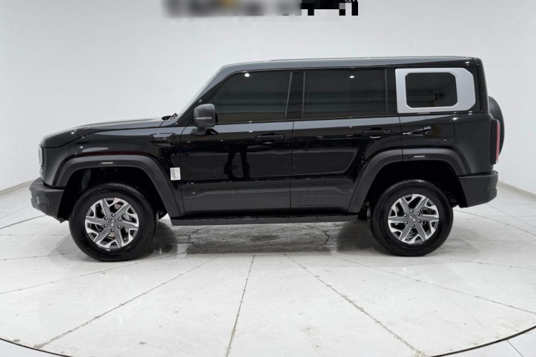 北京越野 北京BJ40 2024款 2.0T 全新城市猎人版 侠客型车身外观6003