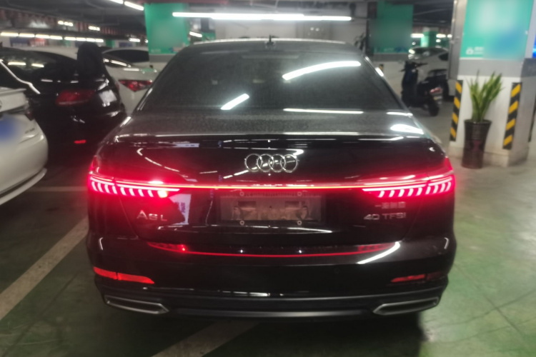 奥迪A6L 2021款 40 TFSI 豪华动感型车身外观6004