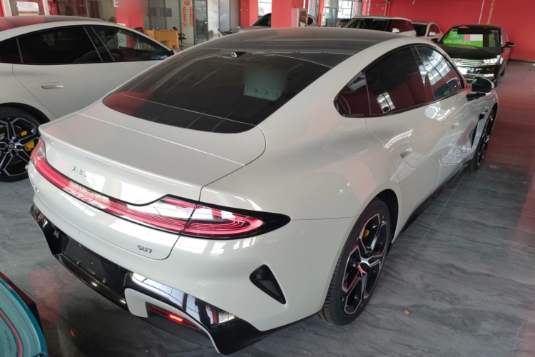 小米汽车 小米SU7 2024款 后驱长续航智驾版车身外观6005