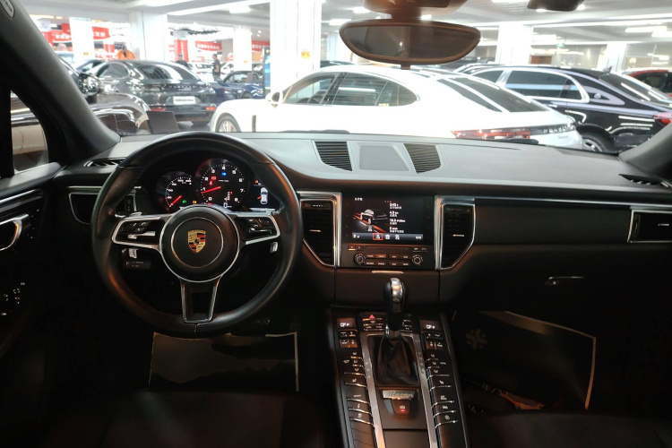 保时捷 2017款  Macan 2.0T中控内饰7002