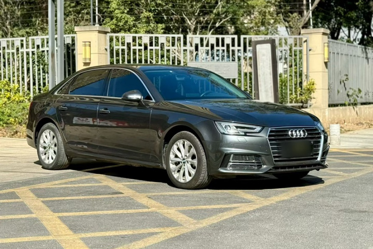 奥迪A4L 2019款 40 TFSI 进取型 国VI车身外观6012