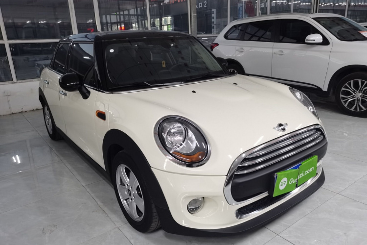 MINI 2016款 1.2T ONE 五门版车身外观3