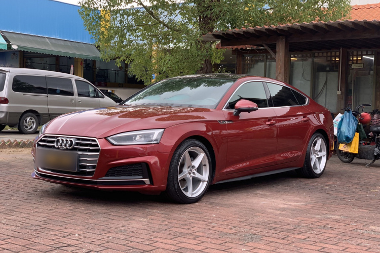 奥迪A5 2019款 Sportback 40 TFSI 时尚型车身外观6004