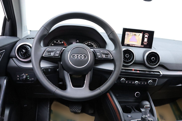 奥迪Q2L 2022款 35 TFSI 时尚致雅型局部细节13