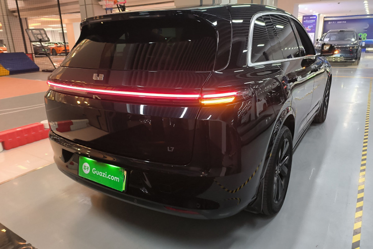 理想汽车 理想L7 2023款 Air车身外观7