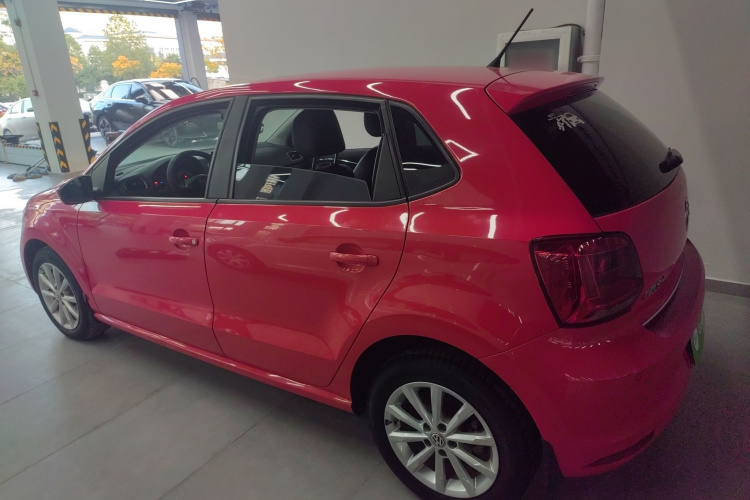 大众 Polo 2014款 1.6L 自动豪华版车身外观4