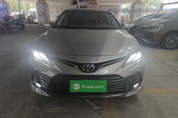 丰田 凯美瑞 2021款 2.0G 豪华版车身外观2