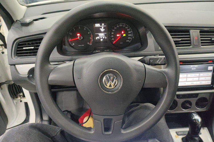 大众 朗行 2013款 1.6L 自动风尚型局部细节13