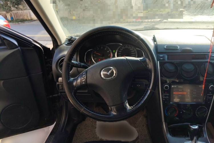 马自达6 2015款 2.0L 自动经典型局部细节13