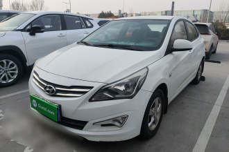 现代 瑞纳 2016款 1.4L 手动智能型GLS