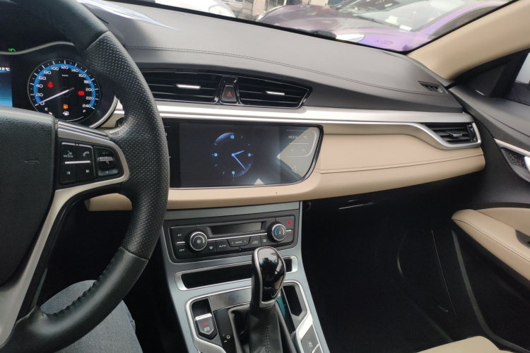 吉利汽车 帝豪 2018款 1.5L CVT豪华型中控内饰7002