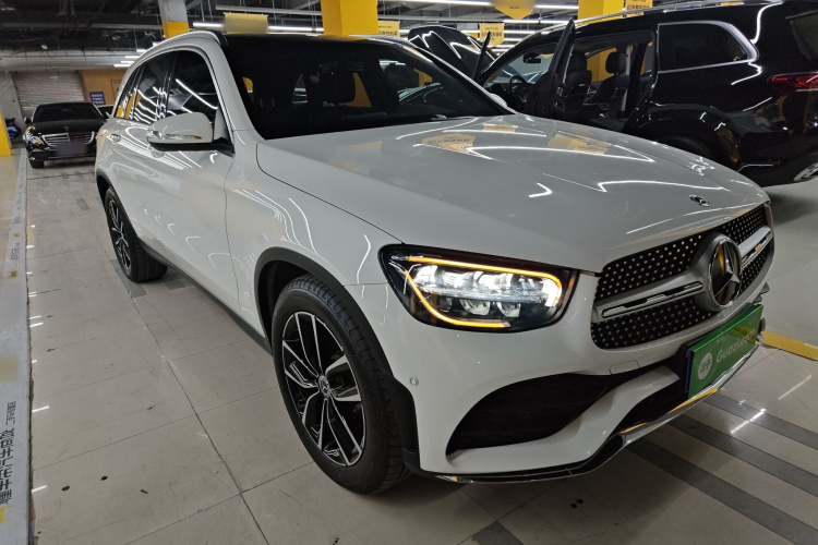 奔驰GLC 2020款 改款 GLC 260 L 4MATIC 豪华型车身外观3