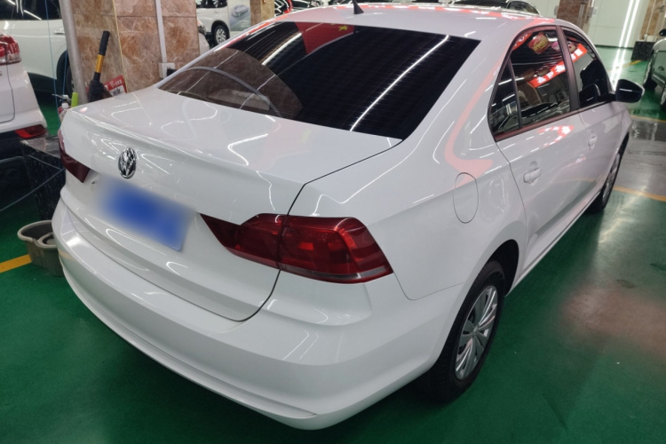 大众 桑塔纳 2021款 1.5L 手动风尚版车身外观7