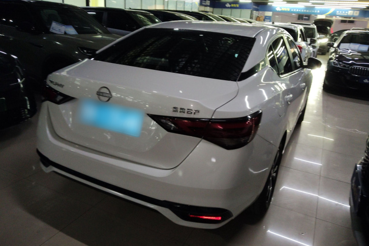 日产 轩逸 2023款 1.6L CVT悦享版车身外观7