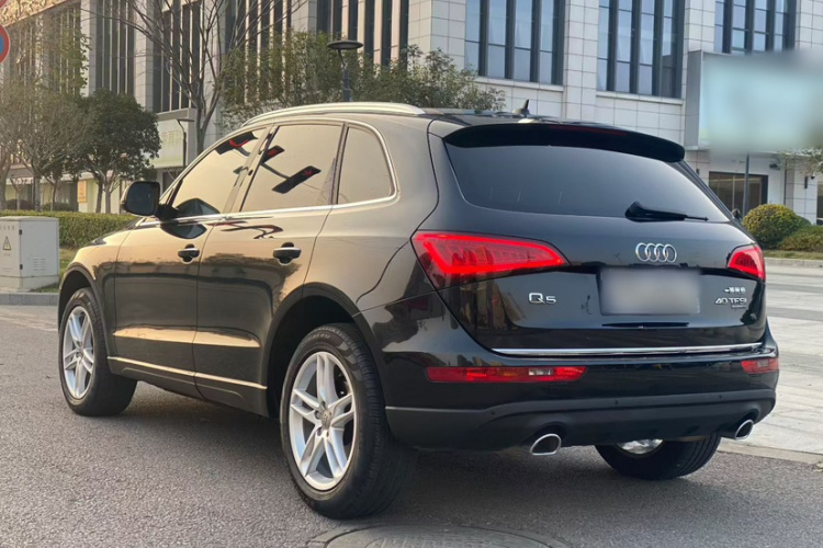 奥迪Q5 2017款 40 TFSI 舒适型车身外观6003