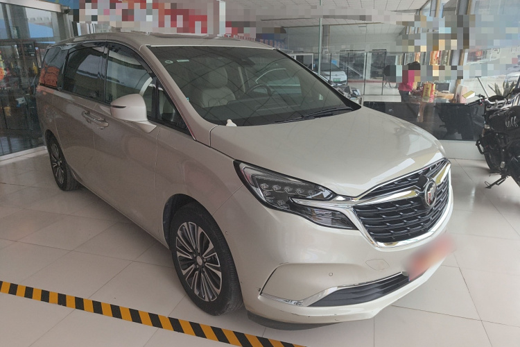 别克GL8 2021款 ES陆尊 653T 豪华型车身外观3