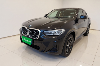宝马X4 2022款 xDrive 25i M运动套装