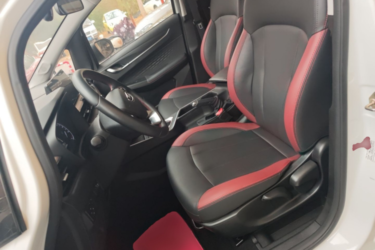 吉利汽车 远景X3 2021款 PRO 1.5L CVT尊贵型中控内饰19