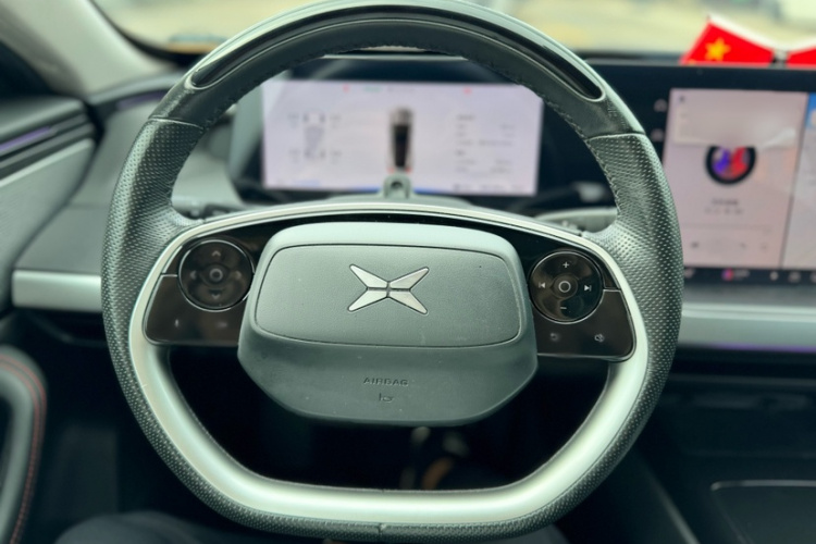 小鹏P7 2022款 480E+局部细节18