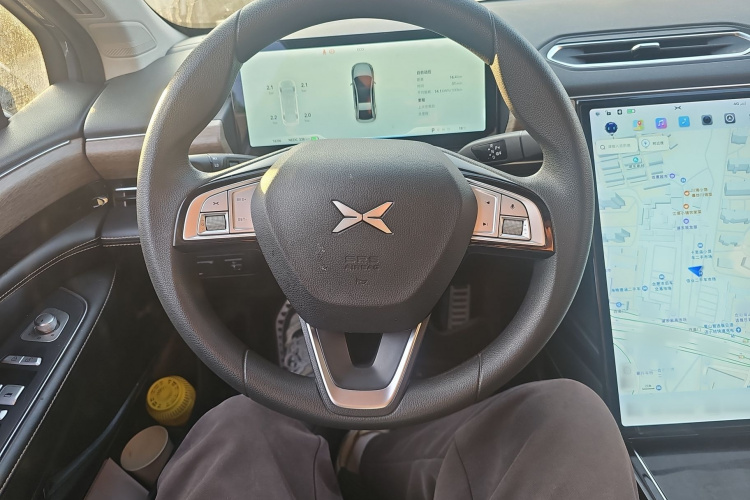 小鹏P5 2023款 智行版中控内饰13