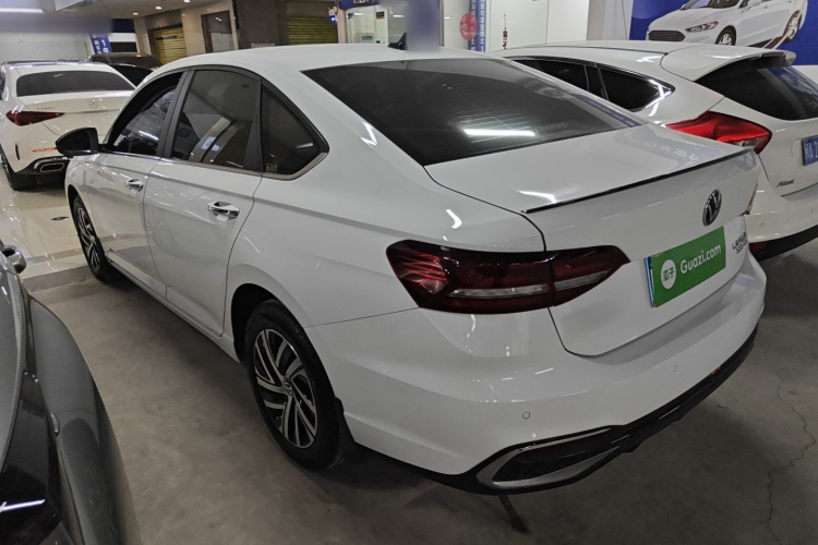 大众 朗逸 2023款 300TSI DSG星空满逸版车身外观4