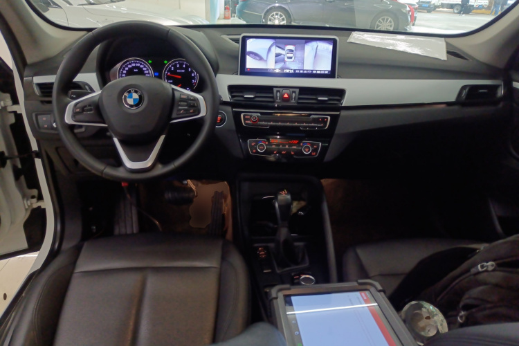 宝马X1 2019款 sDrive20Li 领先型中控内饰7002