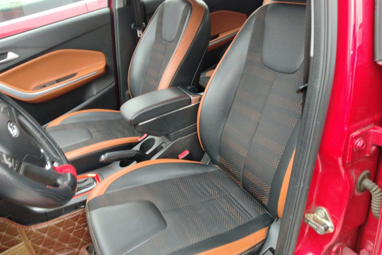 奇瑞 瑞虎3X 2017款 1.5L 自动豪华版局部细节19