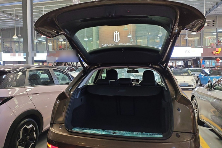 奥迪Q3 2018款 30周年年型 30 TFSI 时尚型局部细节23