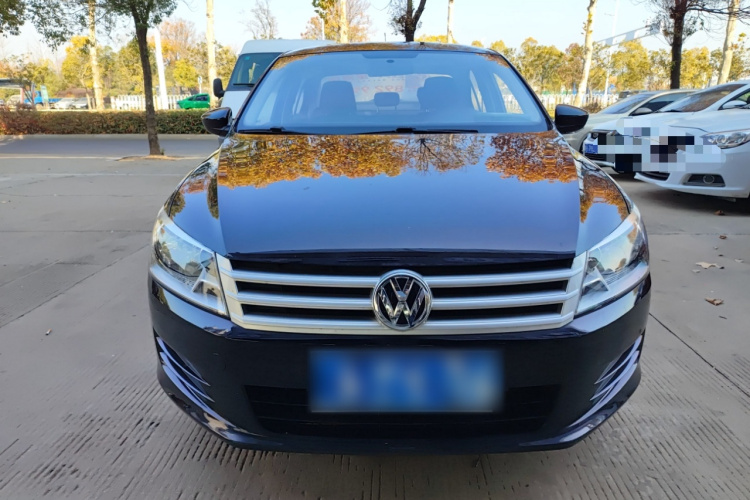 大众 桑塔纳 2015款 1.6L 手动风尚版车身外观2