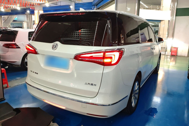 别克GL8 2017款 ES 28T 尊享型 国V车身外观7