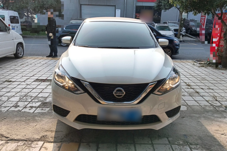 日产 轩逸 2024款 经典 1.6XE CVT舒适版车身外观2