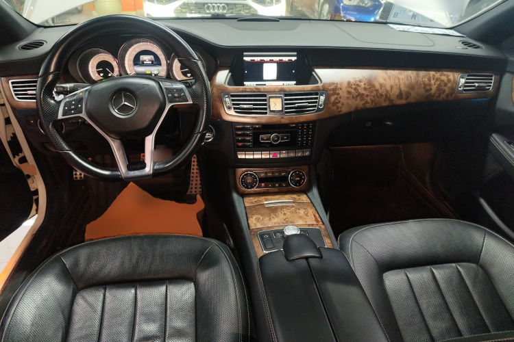 奔驰CLS 2012款 CLS 350 CGI中控内饰12