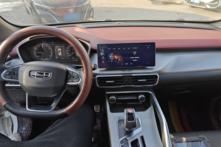 吉利汽车 缤越 2020款 PRO 260T DCT骑士中控内饰12