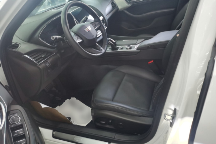 凯迪拉克CT5 2022款 28T 豪华型（标准版）中控内饰19