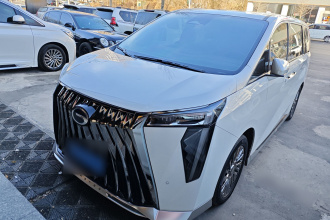 广汽传祺 传祺M8 2023款 宗师系列 双擎 至尊版