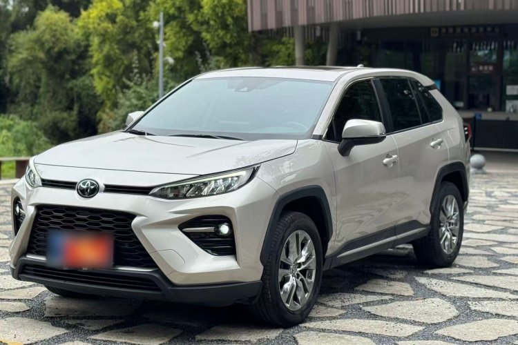 丰田 威兰达 2021款 2.0L CVT两驱豪华版车身外观6009