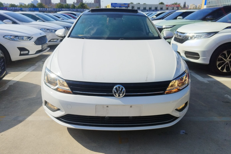 大众 凌渡 2015款 330TSI DSG舒适版车身外观2