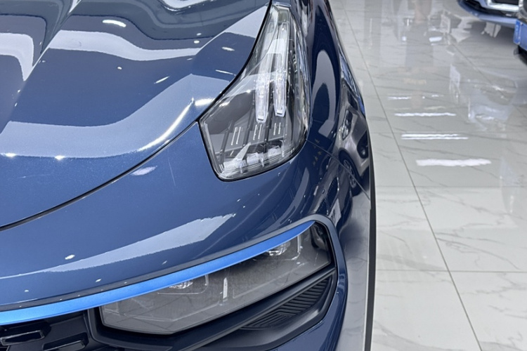 领克01 2021款 2.0TD 两驱耀Pro车身外观6008