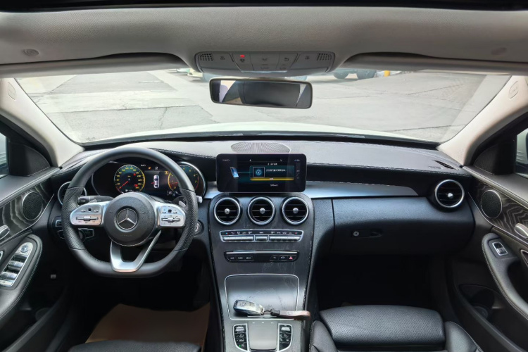 奔驰C级 2020款 C 200 L 时尚型运动版中控内饰7002