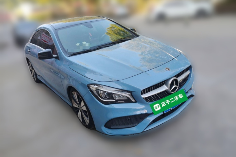 奔驰CLA 2018款 CLA 200 时尚型车身外观3